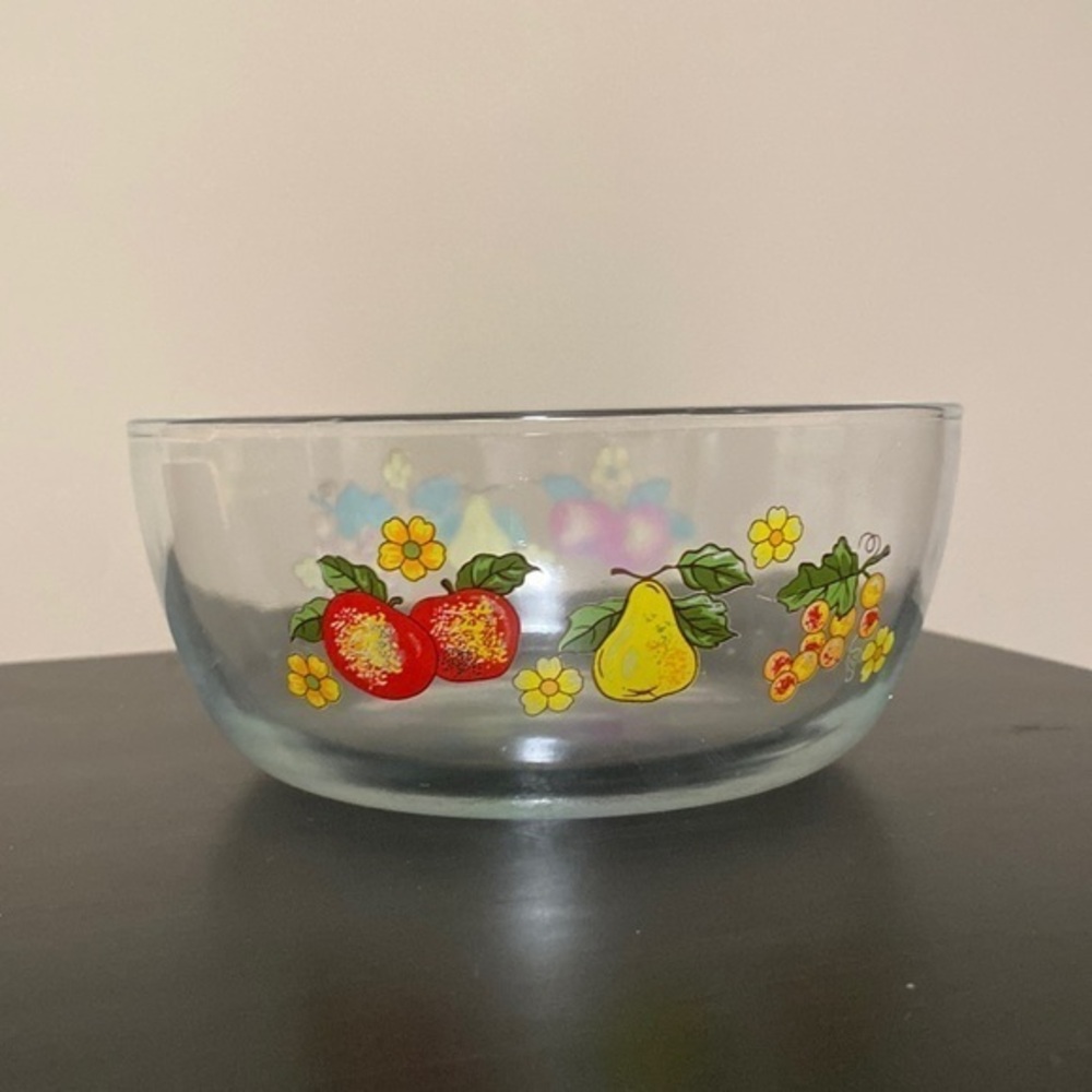 Vintage KIG Malaysia Apple Pear Grapes Glass Bowl